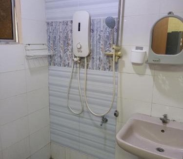 Sea Park House | Studio Landed House SS2 Garden View