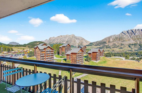 Saint-Etienne-en-Devoluy Apartment | Studio "Le 27" with Mountain View, Balcony, and Wi-Fi