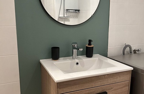 Troyes Apartment | Studio Le Cerisier