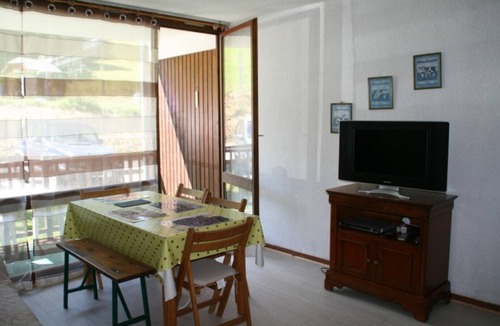 Aix-les-Bains House | Studio Le Colombier N ° 17