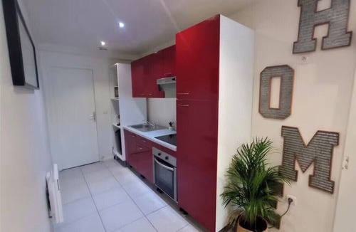 Begles Apartment | Studio Le Conti: chic and comfortable