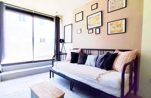 Begles Apartment | Studio Le Conti: chic and comfortable