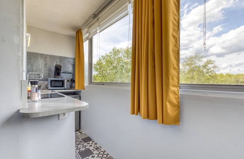 La Petite Motte Apartment | Studio 'Le Cozy A La Grande Pyramide' with Wi-Fi