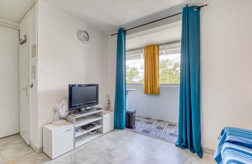 La Petite Motte Apartment | Studio 'Le Cozy A La Grande Pyramide' with Wi-Fi