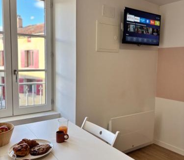 Chateau-Larcher Apartment | Studio Le Dolmen Château-Larcher Arrivée autonome