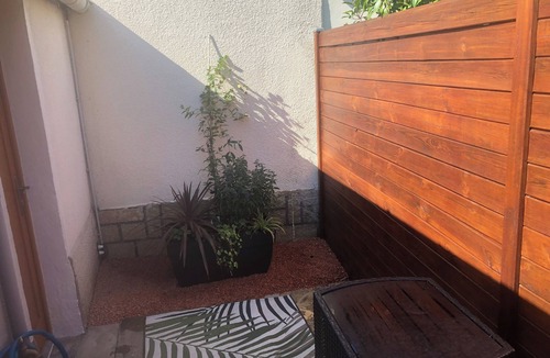 Anet Apartment | Studio le ginkgo