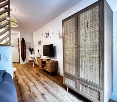 Bourgoin-Jallieu Apartment | Studio le Lagoon - Bourgoin Centre