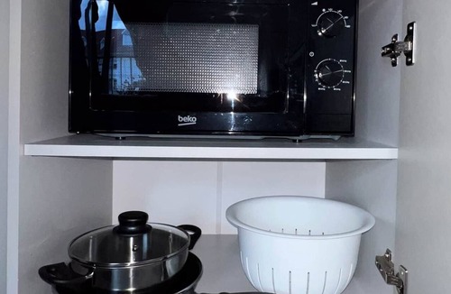 Huningue Apartment | Studio Le Maréchal - Near border & Netflix