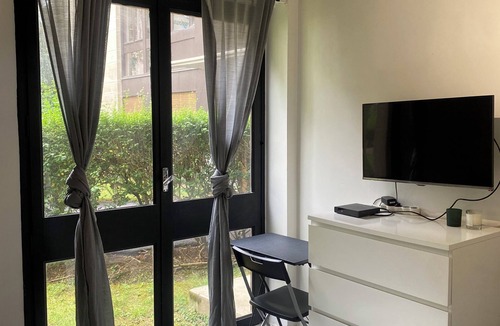 Fontenay-le-Fleury Apartment | Studio le petit fleury