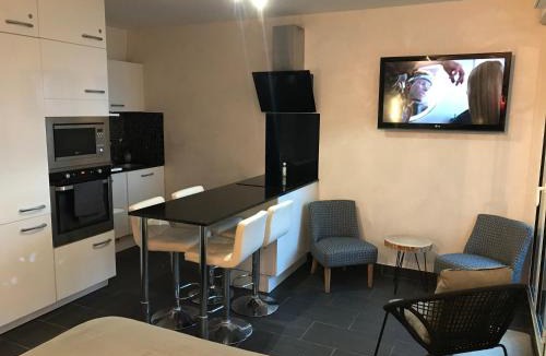 Courtoisville-Sillon-Moka Apartment | Studio Le sillon malouin vue mer