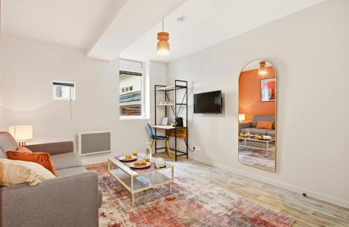 Saint-Jean Apartment | Studio Le Terra Cotta - F1 spacieux, hypercentre - CAEN