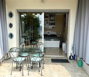 Villefranche-sur-Mer Apartment | Studio Leopolda