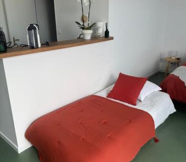 Bray-en-Val House | Studio Les écuries de la forêt