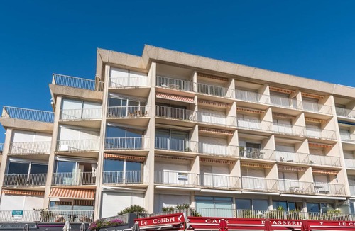 Quiberon Apartment | Studio Les Dauphins by Interhome