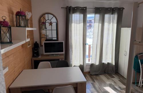Les Angles Apartment | STUDIO LES JONQUILLES