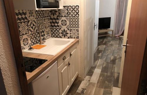 Les Angles Apartment | STUDIO LES JONQUILLES