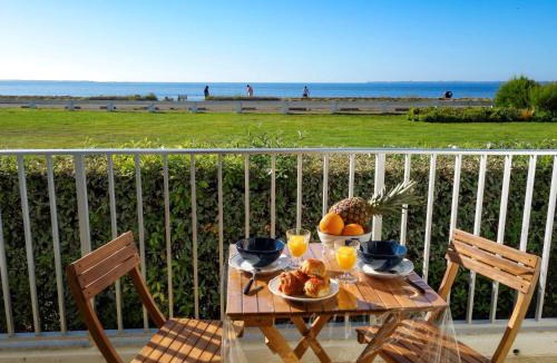 Quiberon Apartment | Studio Les Trois Iles-6 by Interhome