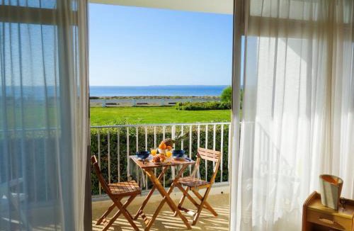 Quiberon Apartment | Studio Les Trois Iles-6 by Interhome