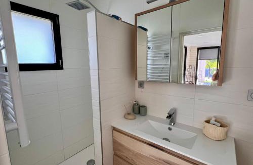 Saint-Gely-du-Fesc Apartment | studio Liberte