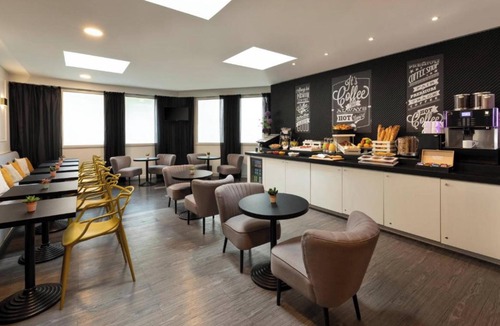 Arsenal Apartment | Studio Located Between Bastille Marais With Aircon