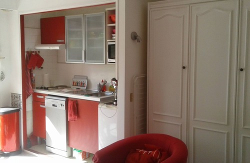 Cap-d'Antibes Apartment | Studio located by the sea