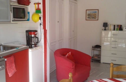 Cap-d'Antibes Apartment | Studio located by the sea