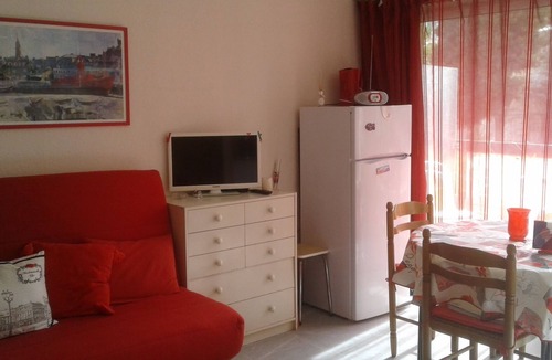 Cap-d'Antibes Apartment | Studio located by the sea