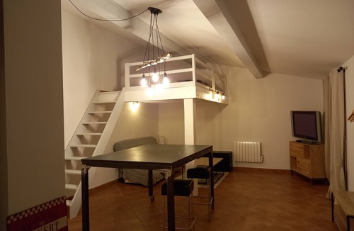 Bouillargues Apartment | Studio Loft Avec Terrasse et Jardin Dans Exploitation Vititcole