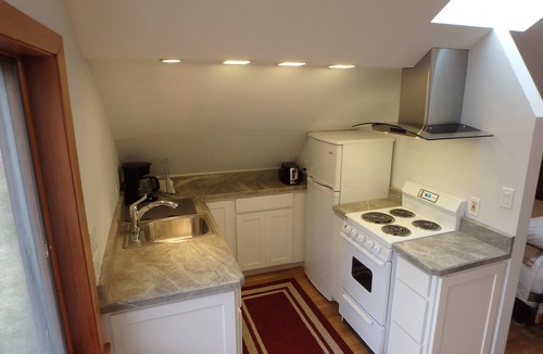 Alford Apartment | Studio Loft in the Berkshires