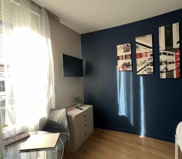 Chatellerault Apartment | Studio Londres super cosy I rénové fin 2025 I parking gratuit