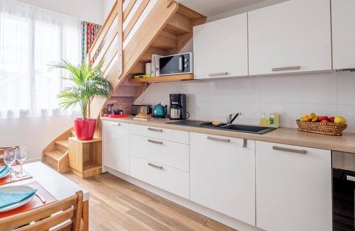 Mermoz Apartment | Studio Lumière Lyon Grange Blanche