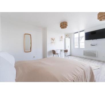 Caudebec-les-Elbeuf Apartment | Studio lumineux, cosy et bien équipé