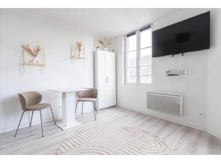 Caudebec-les-Elbeuf Apartment | Studio lumineux, cosy et bien équipé