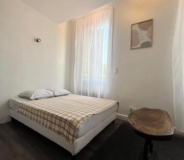 Salernes Apartment | Studio lumineux avec belle vue