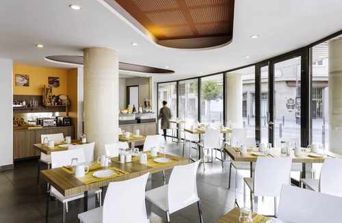 Bas-Vernet Apartment | Studio Lumineux et Abordable avec Balcon + Parking