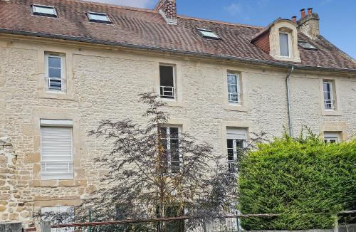 Le Bas Vaucelles Apartment | studio lumineux et moderne