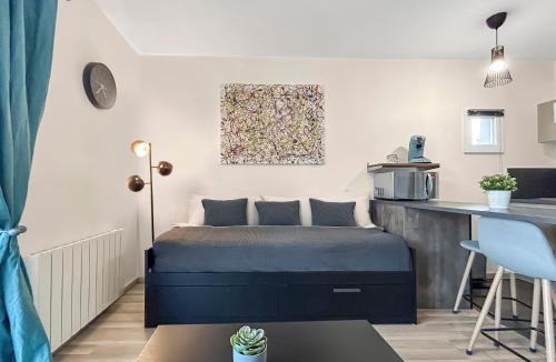 Secteur 4 Apartment | Studio Lumineux Vue Montagne