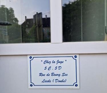 Liesle Apartment | Studio luxe Rdc " chez la Juge "