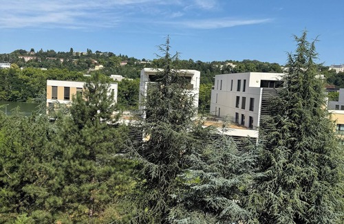 Serin Apartment | Studio Lyon Plage