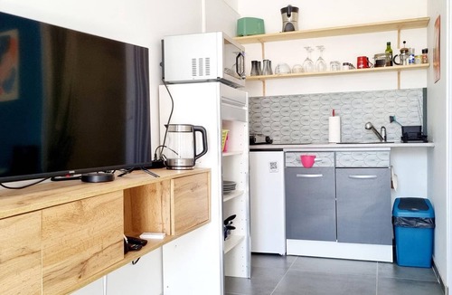 Merignies Apartment | Studio Mérignies, studio flat, 2 persons