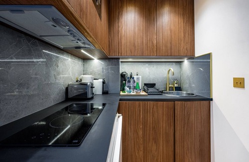 Epinettes Apartment | Studio Métro Brochant Paris 17ème