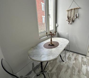 Arras Apartment | studio marbre mood