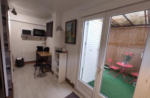 Merignac Apartment | Studio Marjorie Indep. dans maison particulière