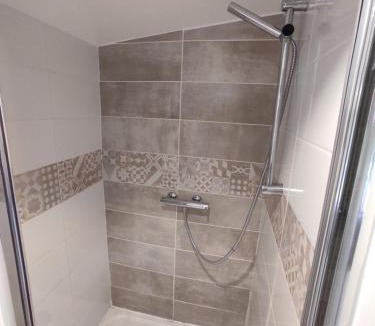 Merignac Apartment | Studio Marjorie Indep. dans maison particulière