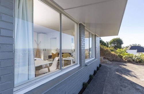 Remuera Apartment | Studio Market Rd · Central Clean Stylish Self-Contained Studio