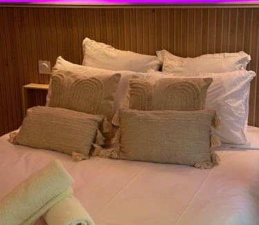 Celleneuve Apartment | Studio MBS 2- Cosy, Tramway, Wifi, Parking, Equipé