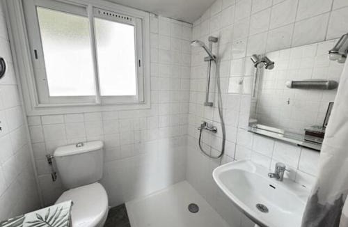 Bagnols-sur-Ceze Apartment | Studio meublé à Bagnols sur Cèze - motards bien venus