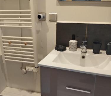 Chambray-les-Tours Apartment | Studio meublé indépendant