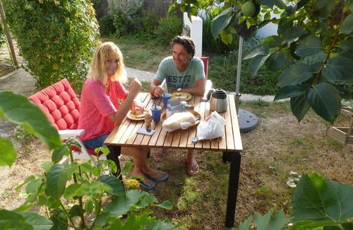 Sagries Apartment | Studio meublé de vacances, very quiet in nature and culture ancient and modern