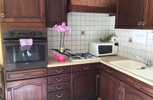 Montmorot House | Studio Meublé La Ferme de Montard